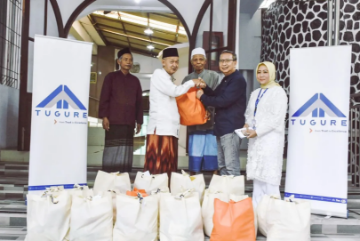 Ramadan Berkah, Tugure Bagikan Ratusan Paket Sembako dan Donasi