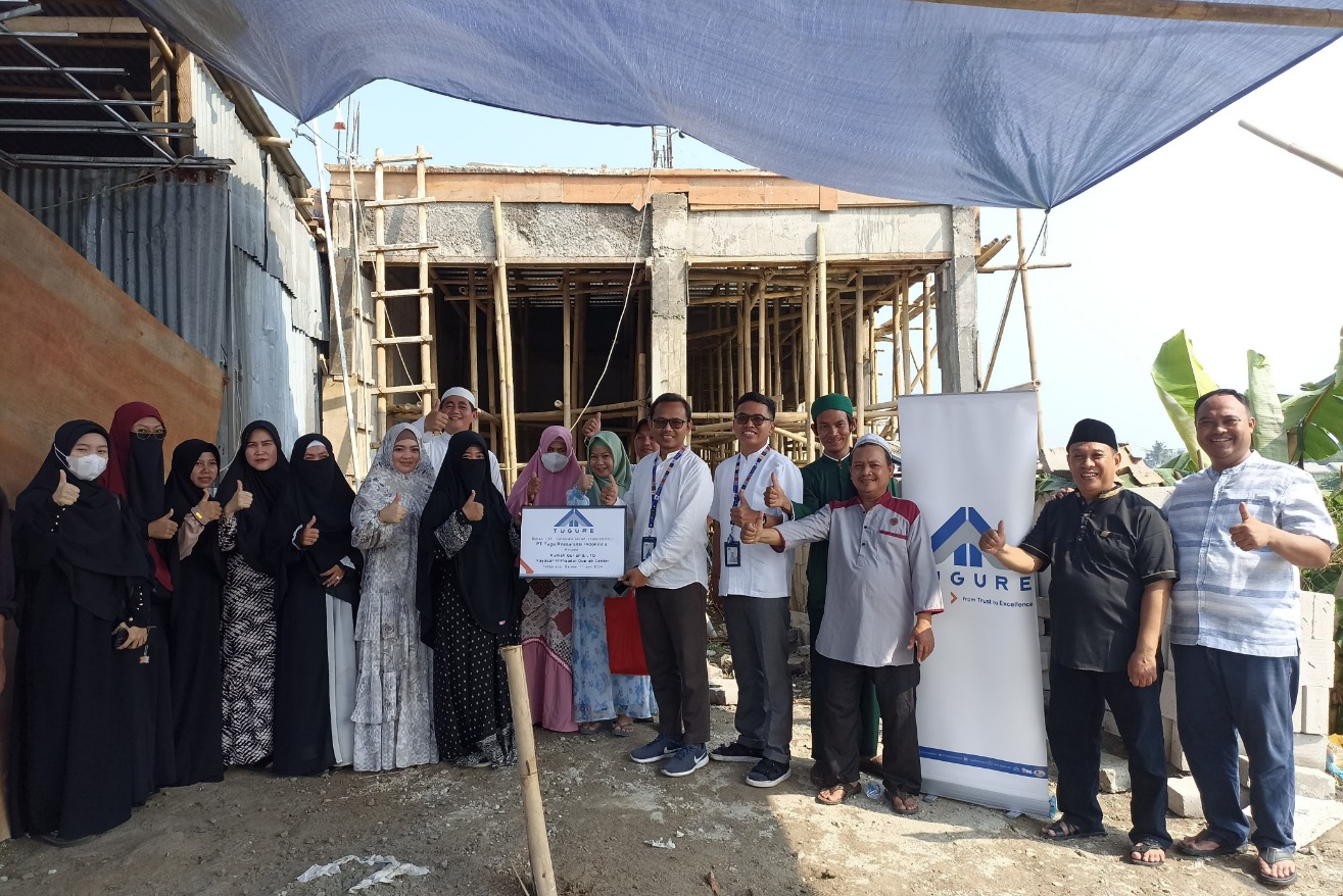 Tugure Distributes Qurban to 4 Cities